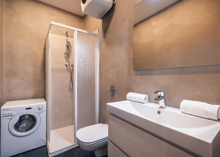 Lumos - The Center *